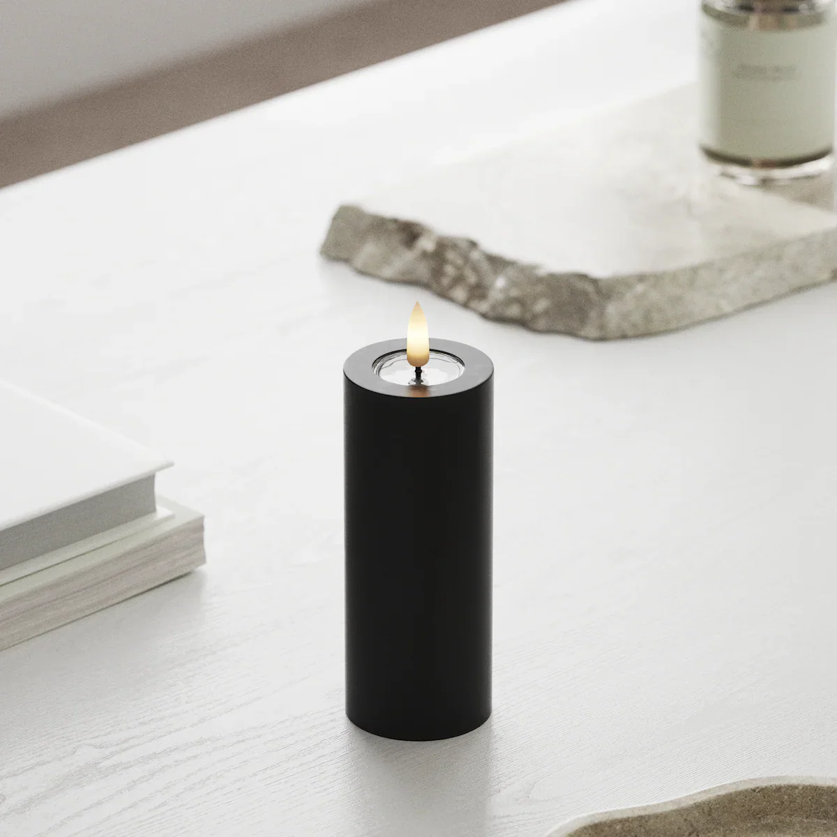Deluxe Homeart | LED Kaars zwart 5x12.5cm