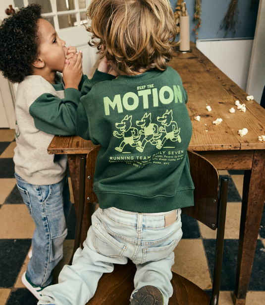 Daily7 | Oversized sweater backprint jungle green